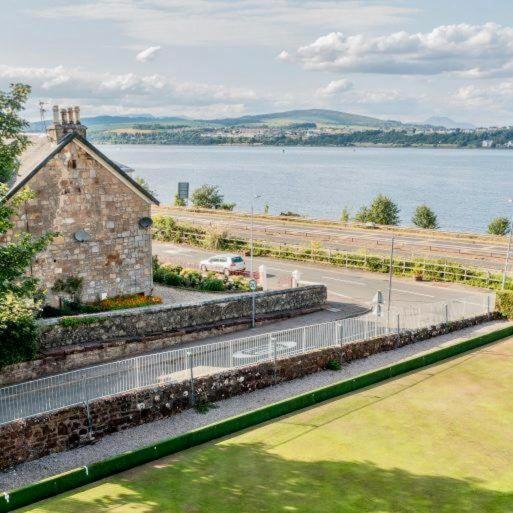 Clydeview Apartments Langbank Exterior photo